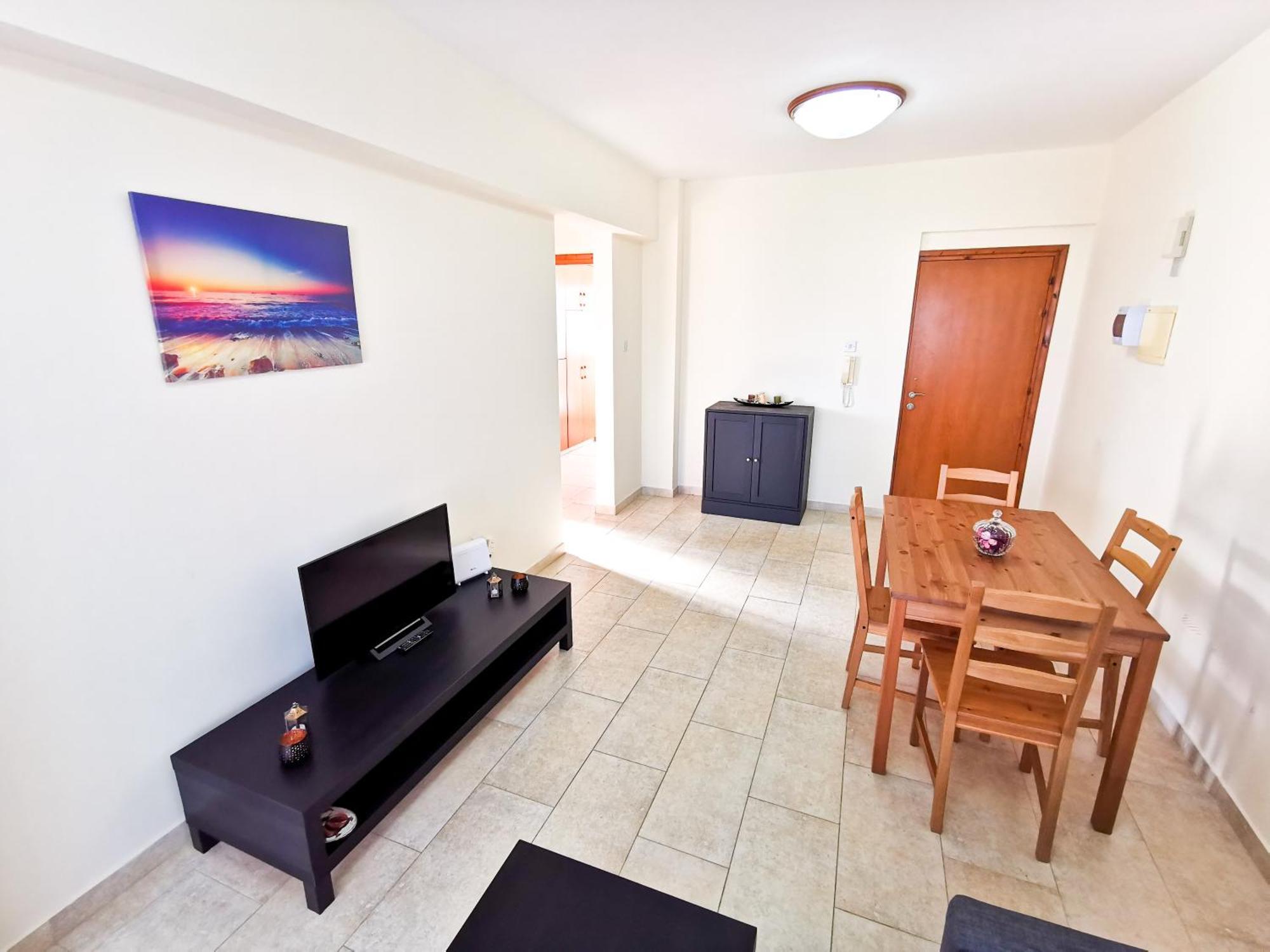 License To Chill Apartment Larnaca Luaran gambar